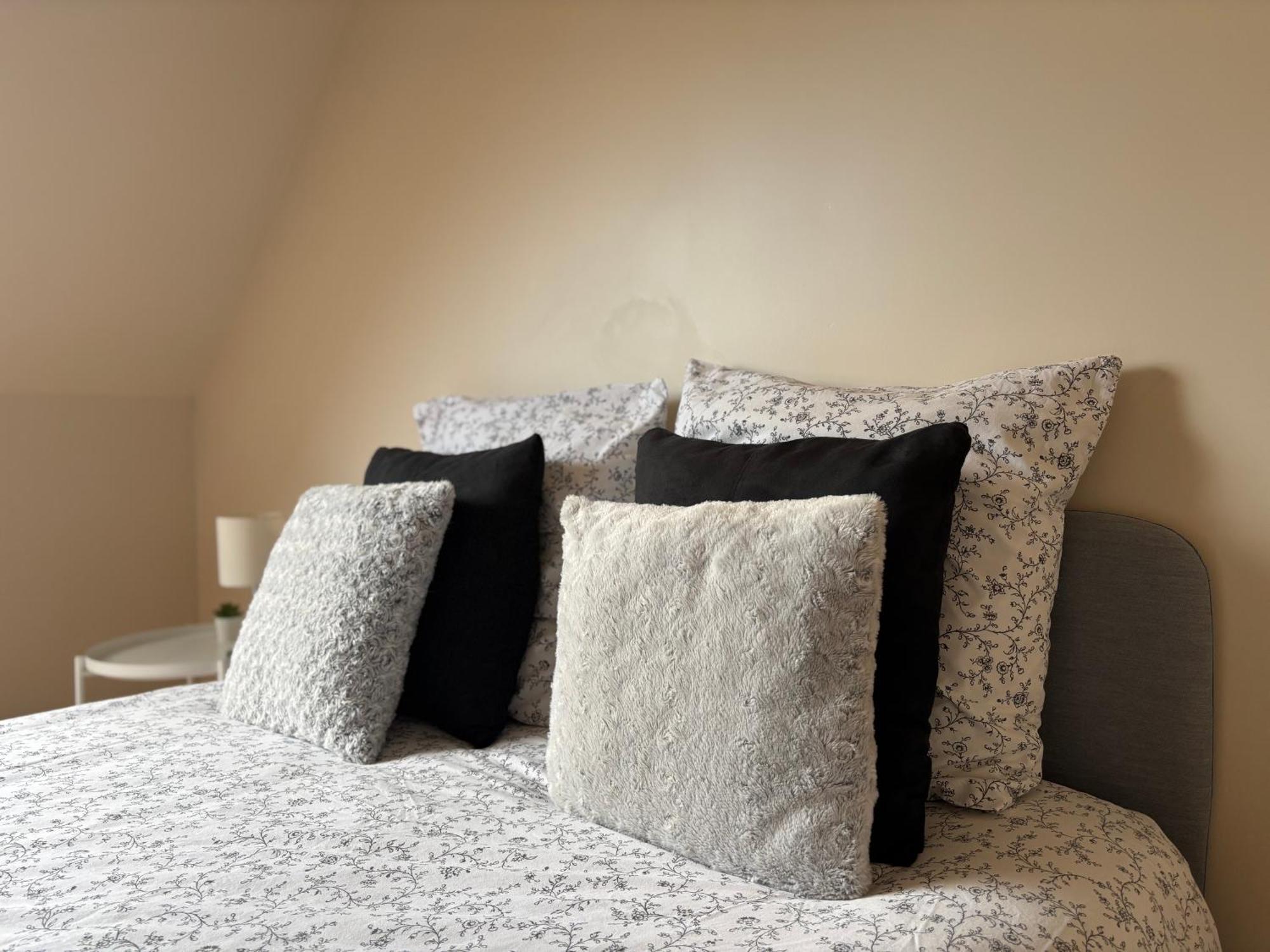 Maison Cosy Entre Paris Rouen Et Deauville Pont-de-lʼArche Εξωτερικό φωτογραφία