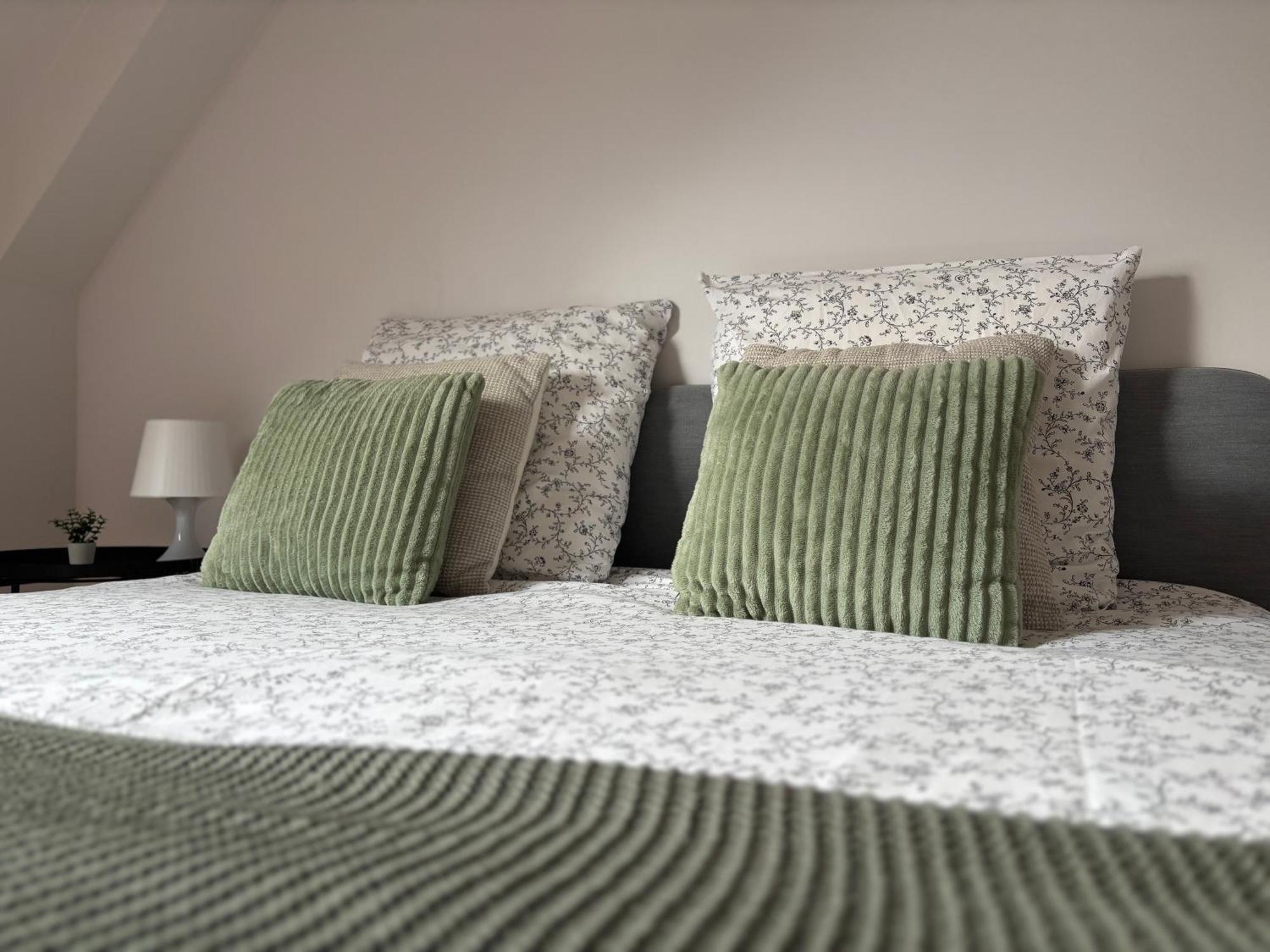 Maison Cosy Entre Paris Rouen Et Deauville Pont-de-lʼArche Εξωτερικό φωτογραφία